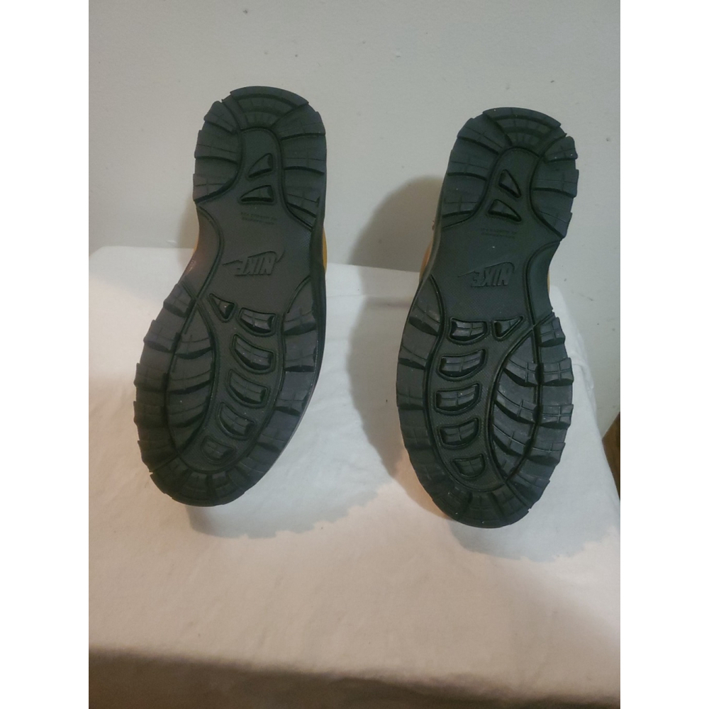 Boys Nike Manoa LTR Wheat/Black 5Y - Picture 6 of 7